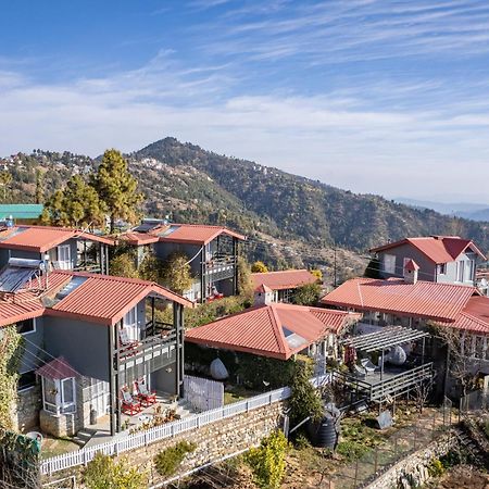 The Birdcage, Mukteshwar 호텔 외부 사진