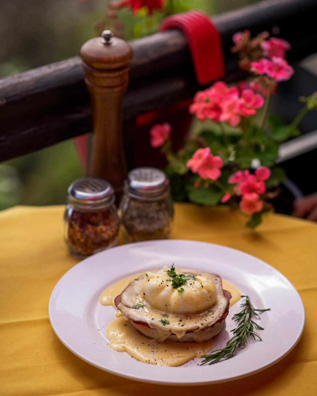 The Birdcage, Mukteshwar 호텔 외부 사진