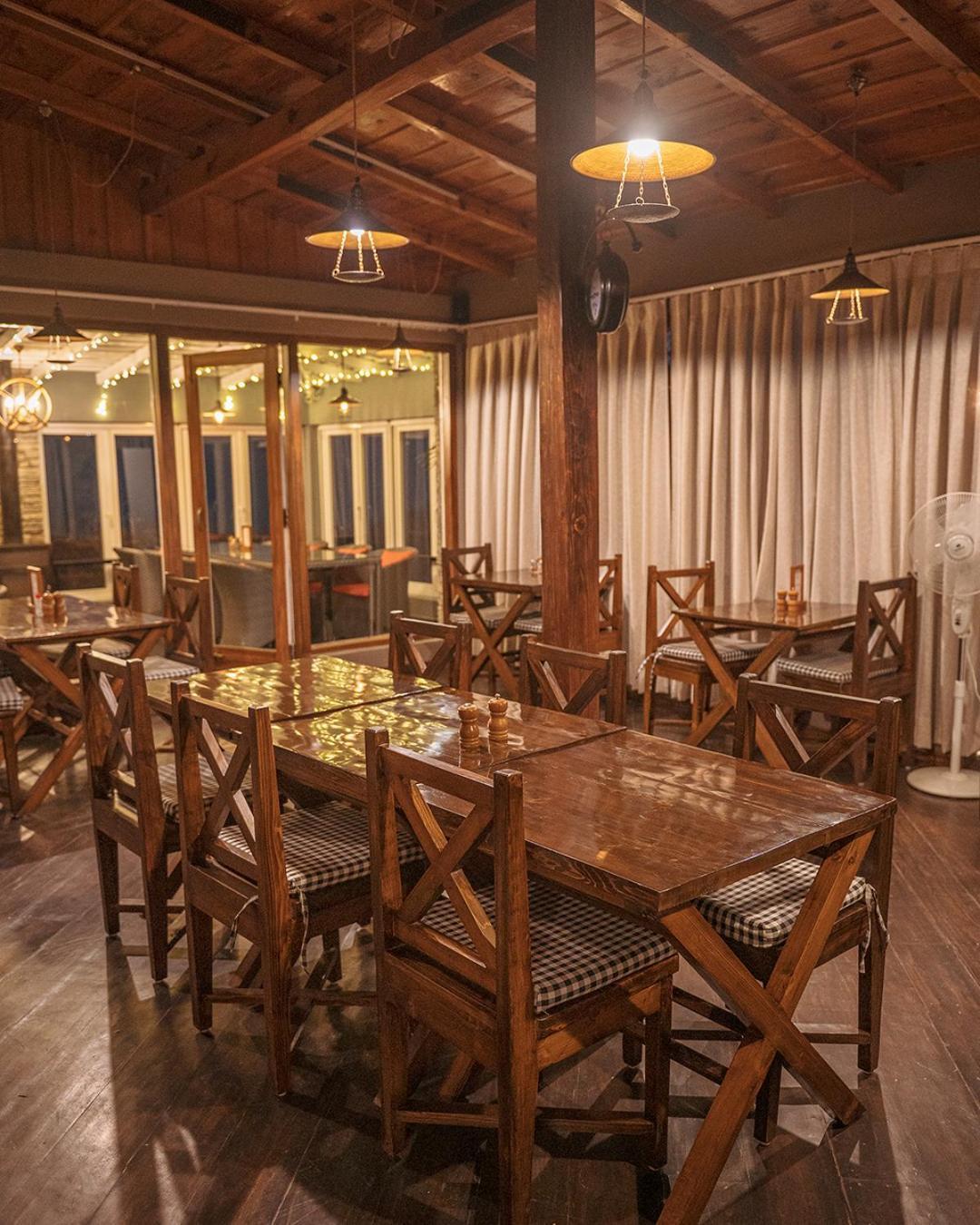 The Birdcage, Mukteshwar 호텔 외부 사진