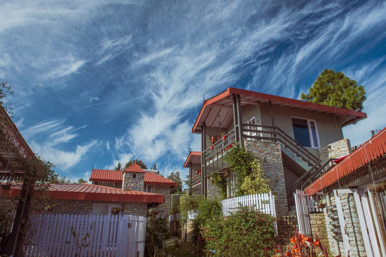 The Birdcage, Mukteshwar 호텔 외부 사진